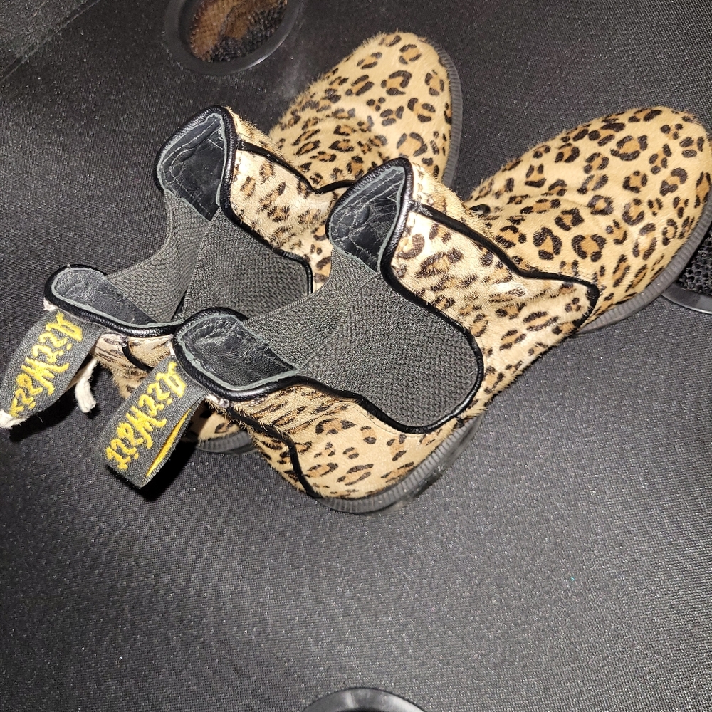 DR. Marten🔥FLORA LEOPARD CHELSEA BOOTS Womens sz 6 - Picture 2 of 11